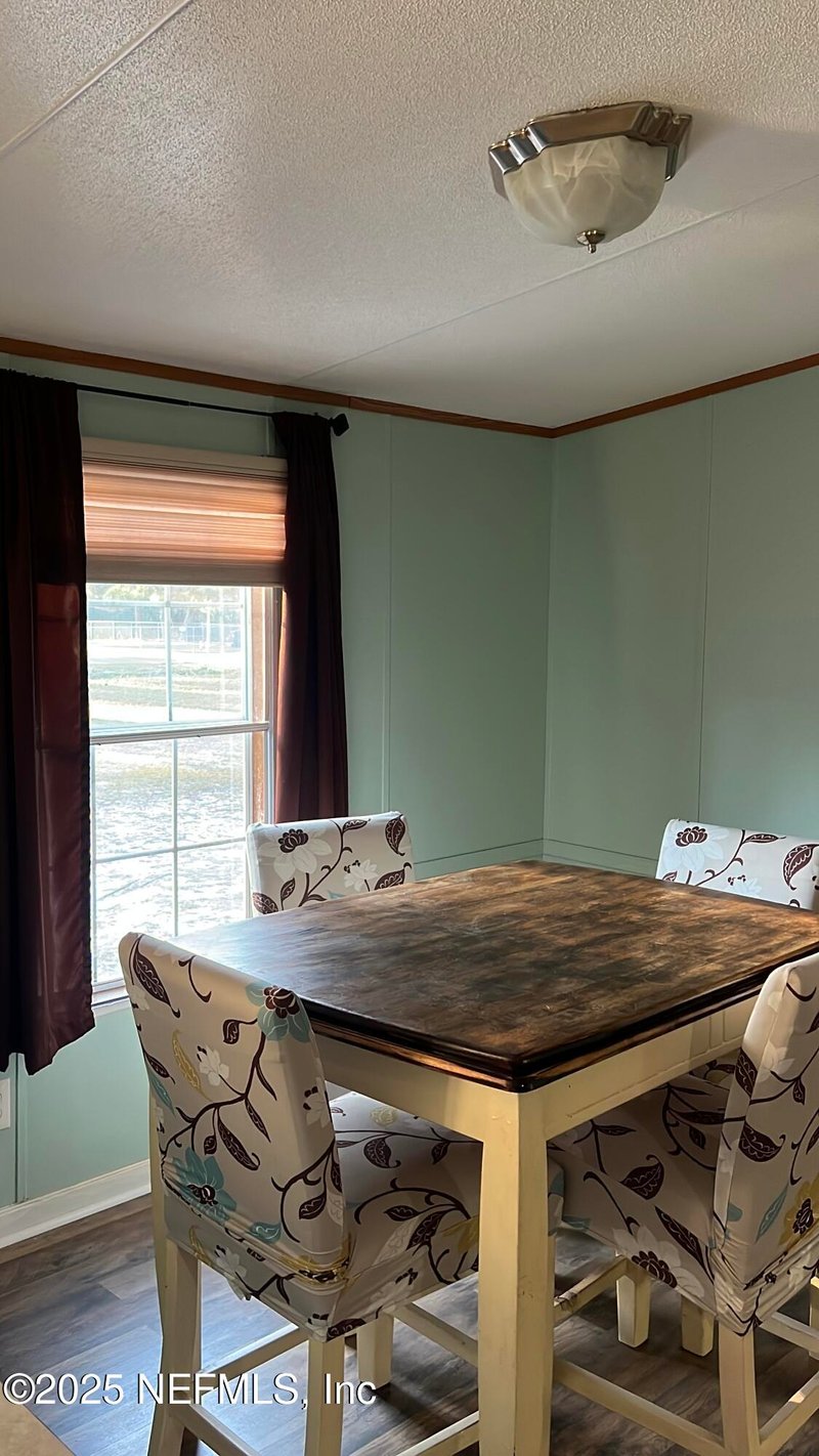 85182 Lonnie Crews Rd, Fernandina Beach, FL 32034