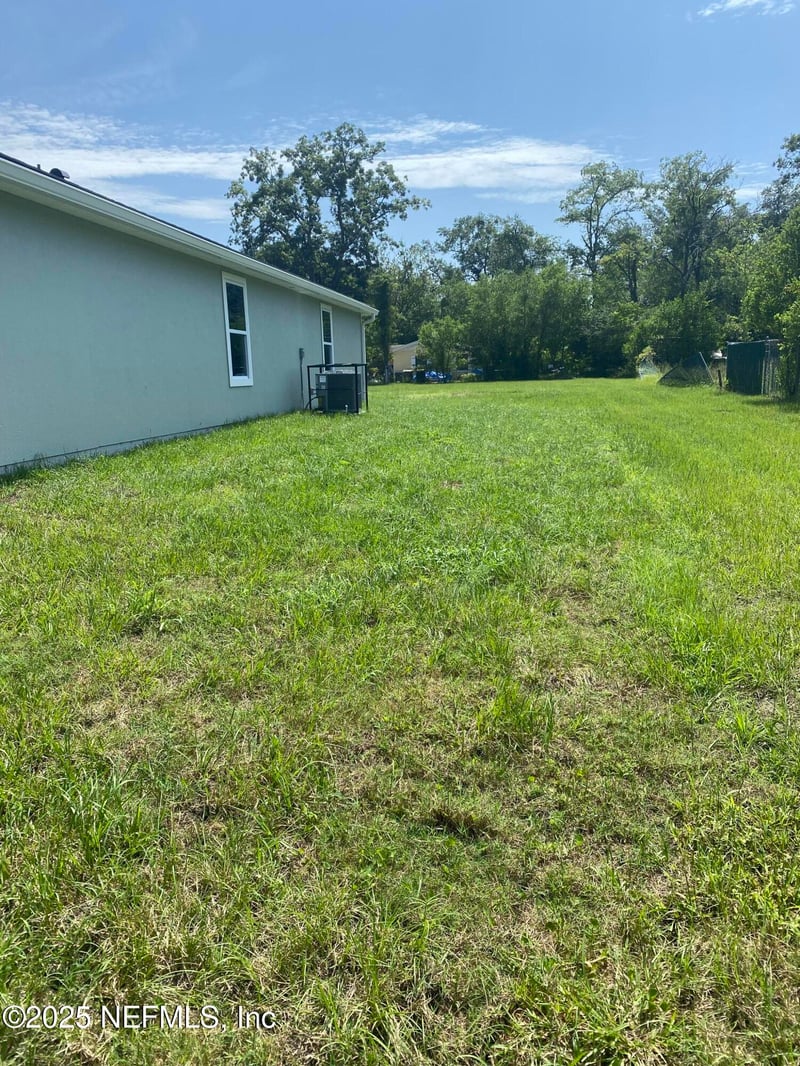 7105 Sun Ln, Jacksonville, FL 32222