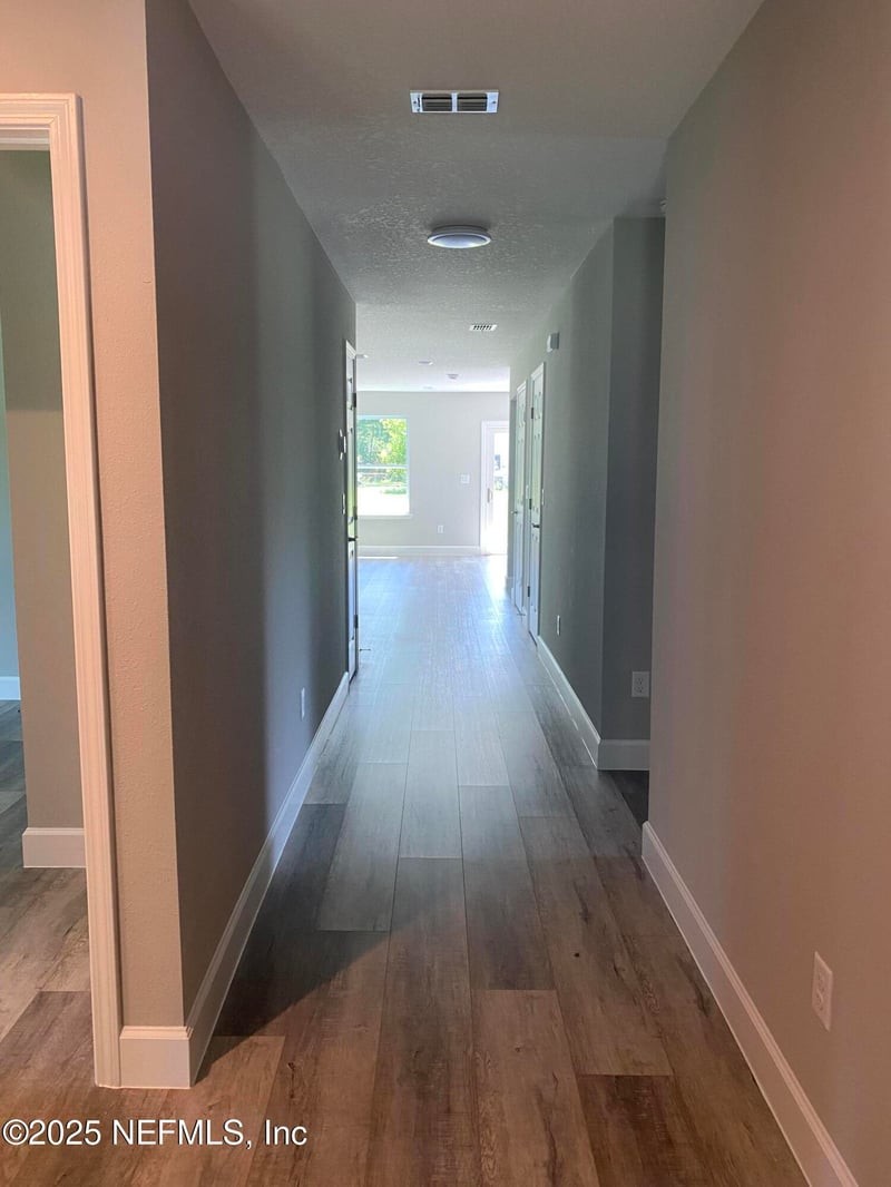 7105 Sun Ln, Jacksonville, FL 32222