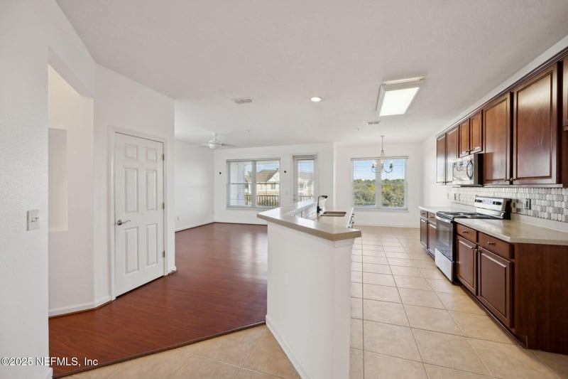 13364 Beach Blvd #436, Jacksonville, FL 32224