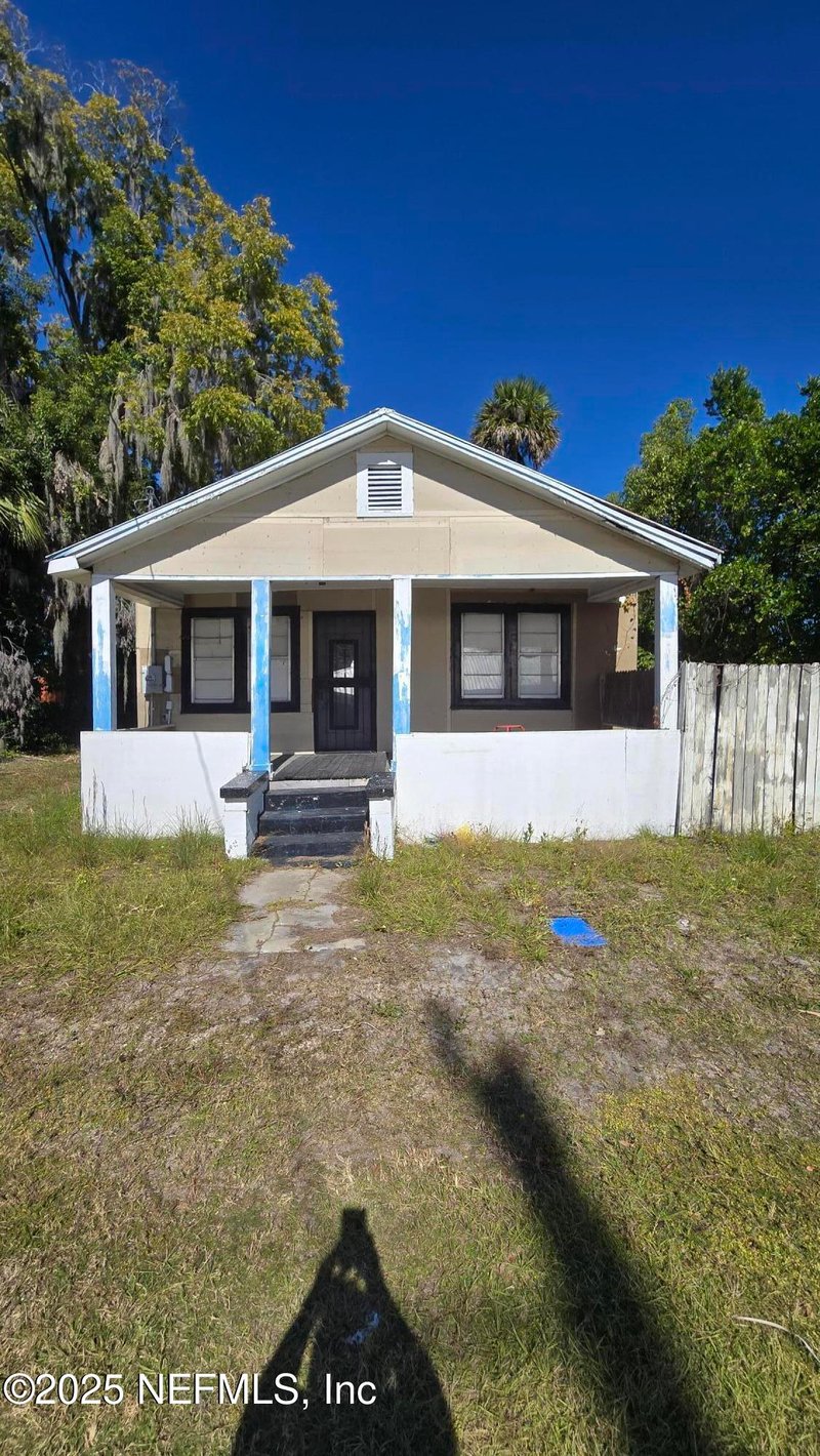 1310 St Johns Ave, Palatka, FL 32177