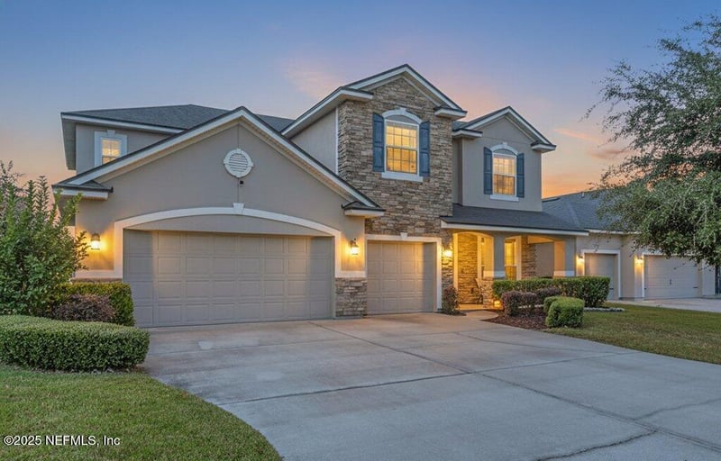 12256 Silverthorn Ct, Jacksonville, FL 32258