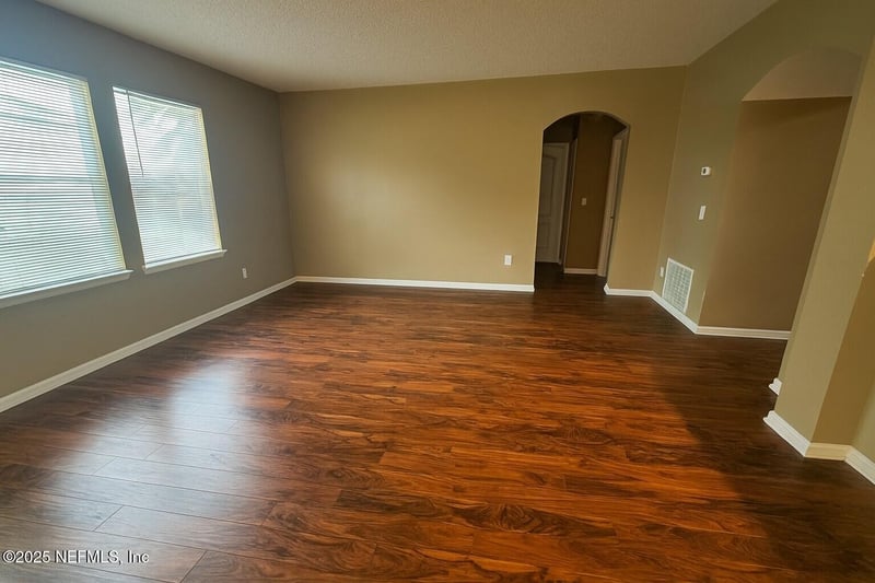 998 Fox Chapel Ln, Jacksonville, FL 32221