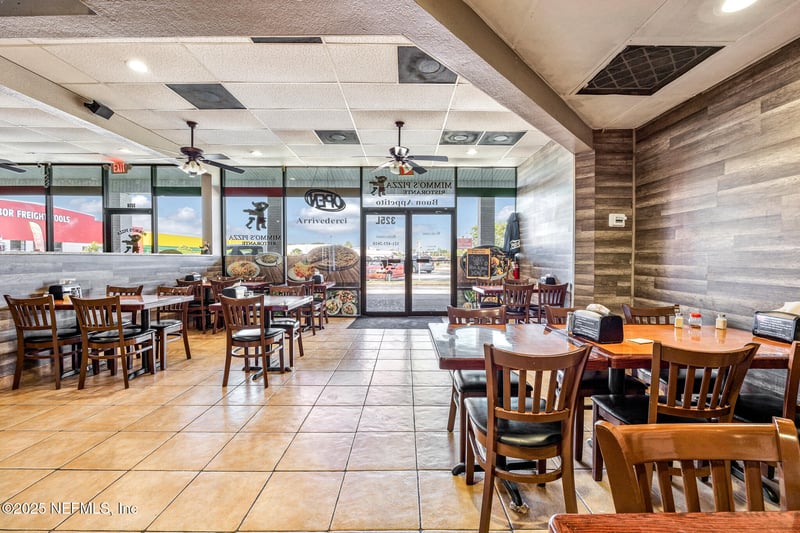 325 Merritt Island Causeway, Merritt Island, FL 32952