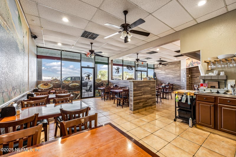 325 Merritt Island Causeway, Merritt Island, FL 32952