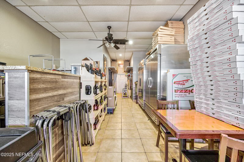 325 Merritt Island Causeway, Merritt Island, FL 32952