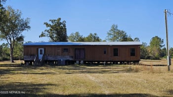 17539 Hodges Rd, Hilliard, FL 32046