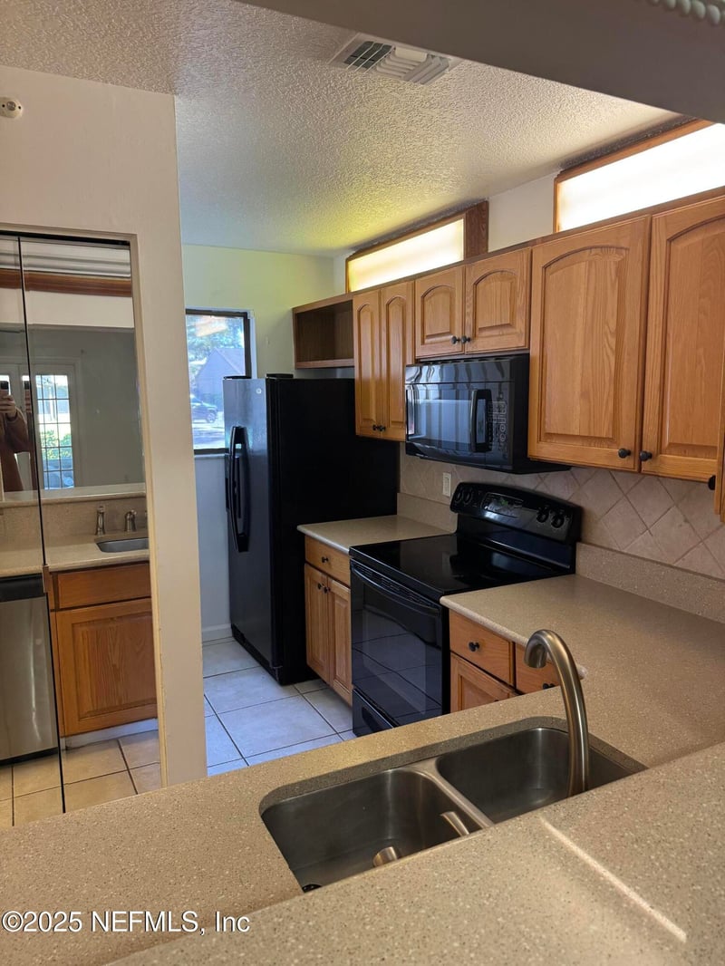 3801 Crown Point Rd #2072, Jacksonville, FL 32257