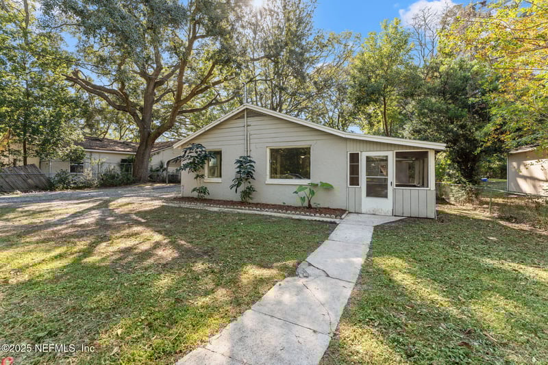 4044 Hunter Cir, Jacksonville, FL 32207