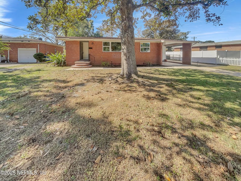 2440 Gaillardia Rd, Jacksonville, FL 32211