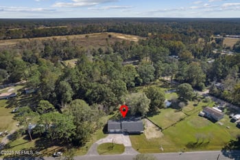 44186 Lee Dr, Callahan, FL 32011