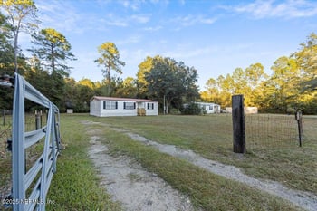 1480 Brangus Rd, Middleburg, FL 32068
