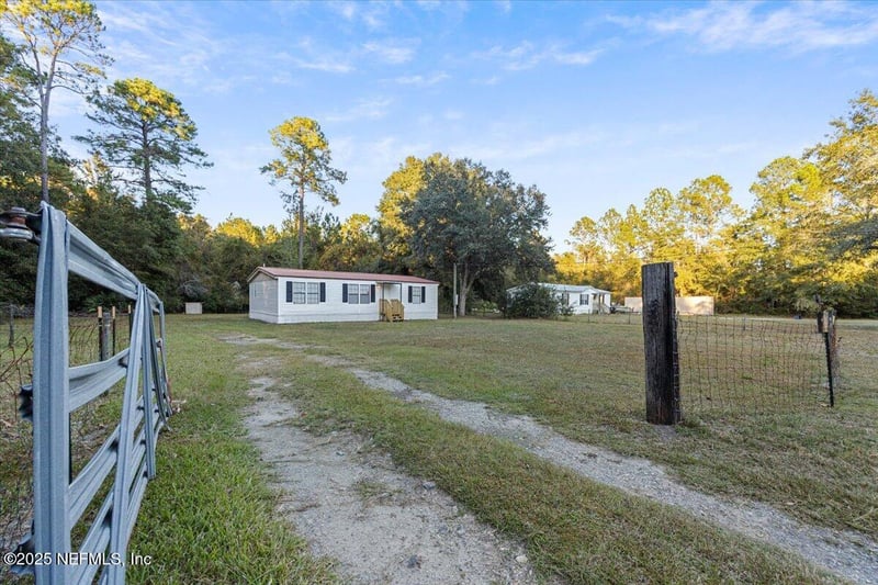 1480 Brangus Rd, Middleburg, FL 32068