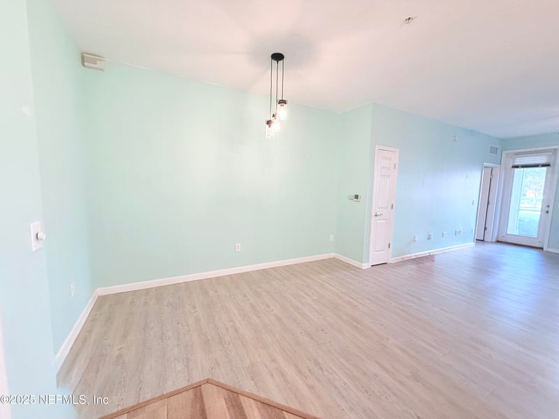 11251 Campfield Dr #1102, Jacksonville, FL 32256