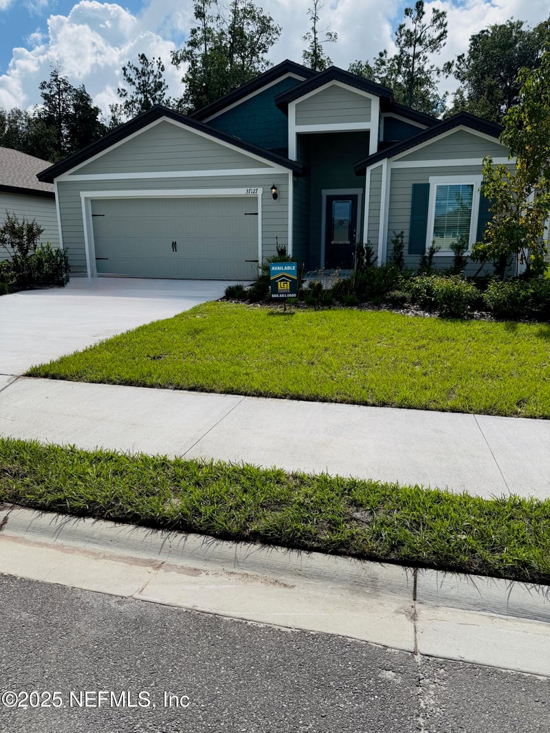 37127 Whippoorwill Ct, Hilliard, FL 32046