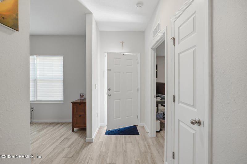 13757 Hollings St, Jacksonville, FL 32218