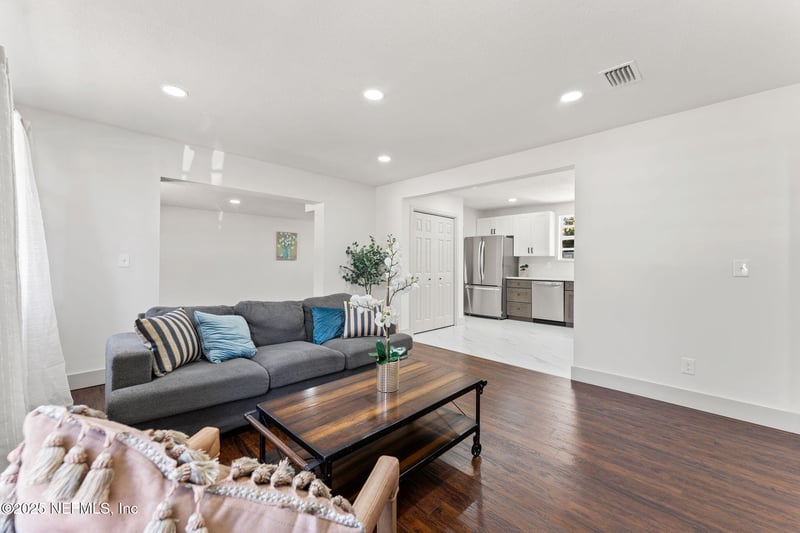 4109 Tyndale Dr, Jacksonville, FL 32210