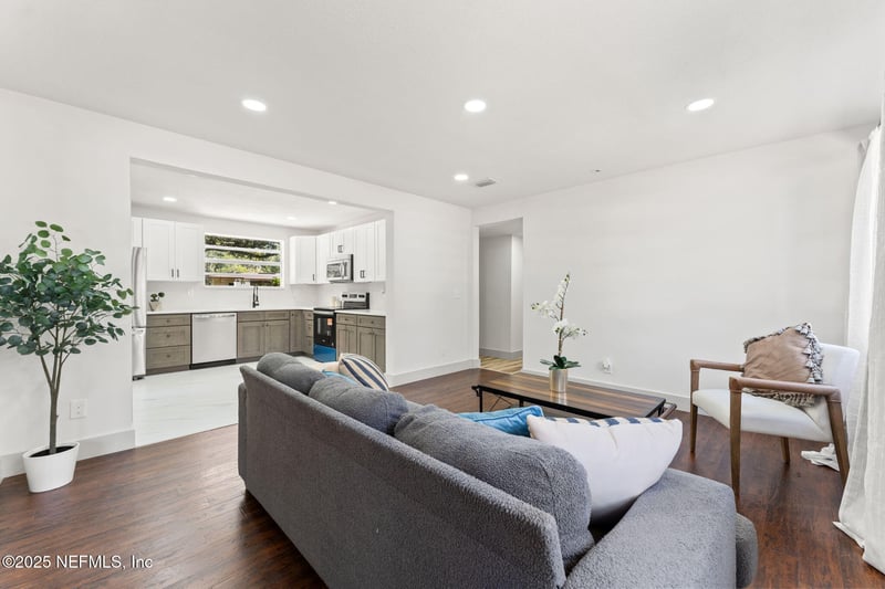 4109 Tyndale Dr, Jacksonville, FL 32210