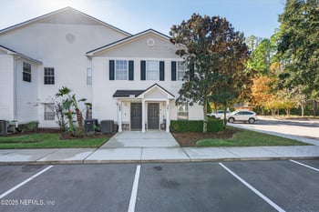 2200 Marsh Hawk Ln #301, Fleming Island, FL 32003