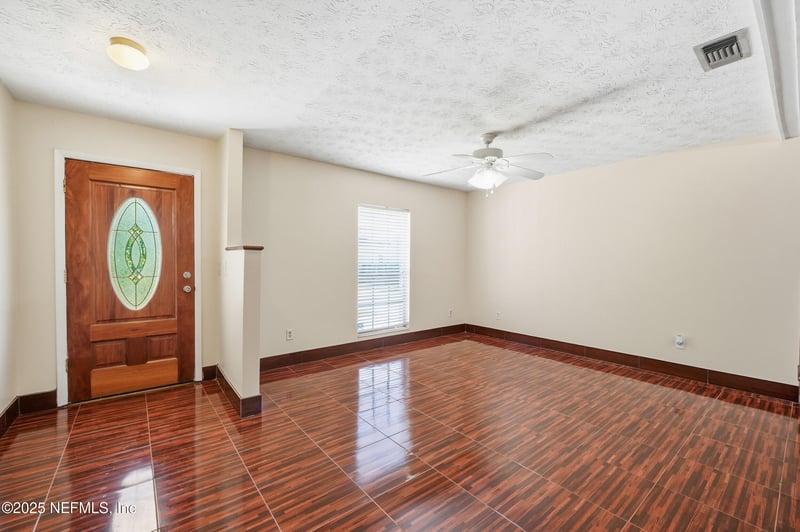 10706 Saddlebred Dr, Jacksonville, FL 32257