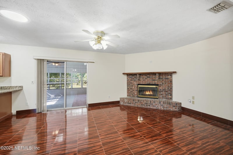 10706 Saddlebred Dr, Jacksonville, FL 32257