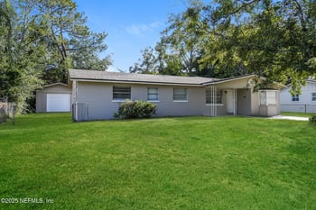 4812 Dallen Lea Dr, Jacksonville, FL 32208