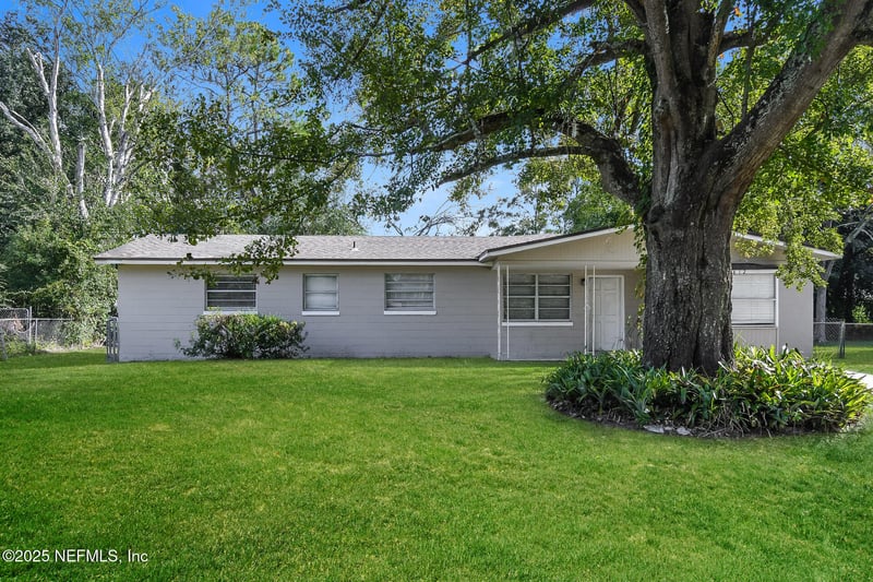 4812 Dallen Lea Dr, Jacksonville, FL 32208