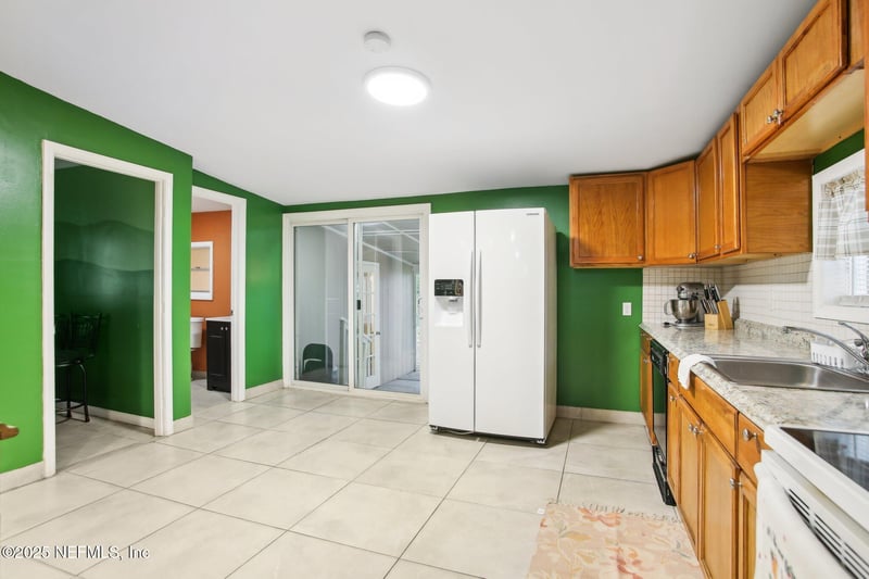 216 Fox St, Hastings, FL 32145