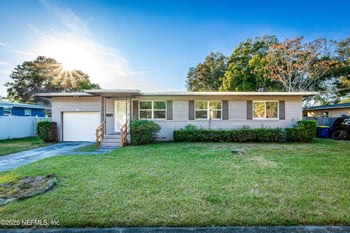 3146 Plumtree Dr, Jacksonville, FL 32277