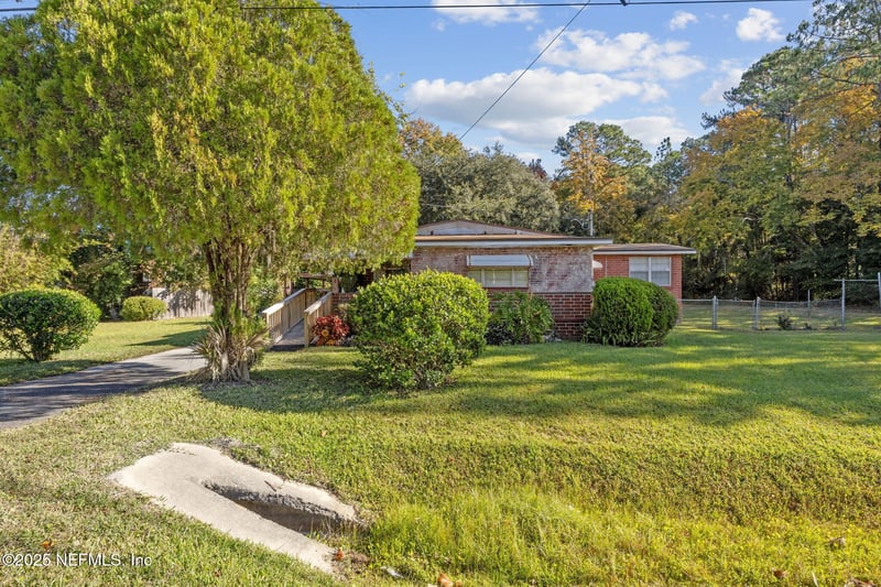 7641 New Kings Rd, Jacksonville, FL 32219