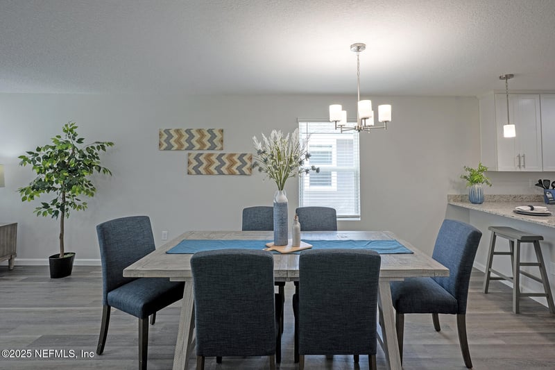 15236 Robert Ave, Jacksonville, FL 32218