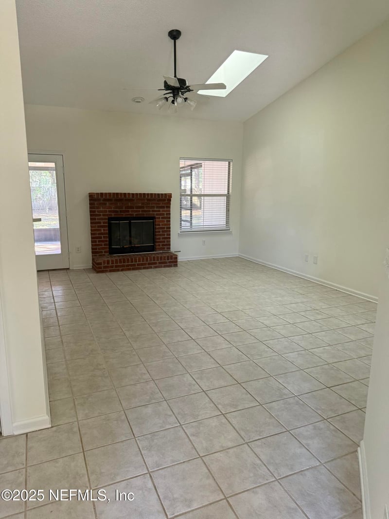 3041 Marbon Estates Ct, Jacksonville, FL 32223