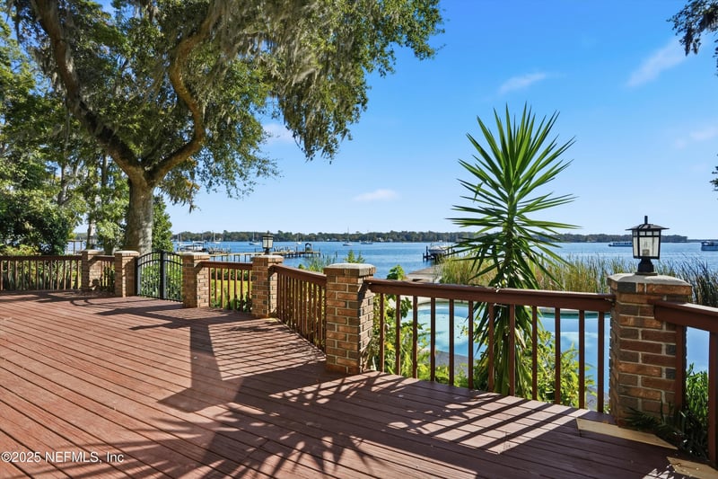 14566 Longview Dr, Jacksonville, FL 32223