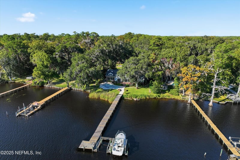 14566 Longview Dr, Jacksonville, FL 32223