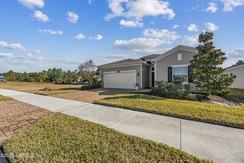 7581 Rock Brook Dr, Jacksonville, FL 32222