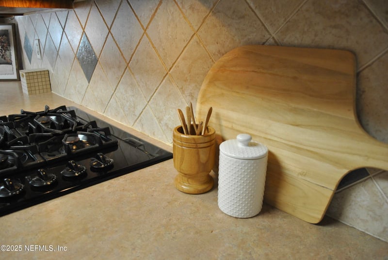 2819 Sixth St, St Augustine, FL 32084