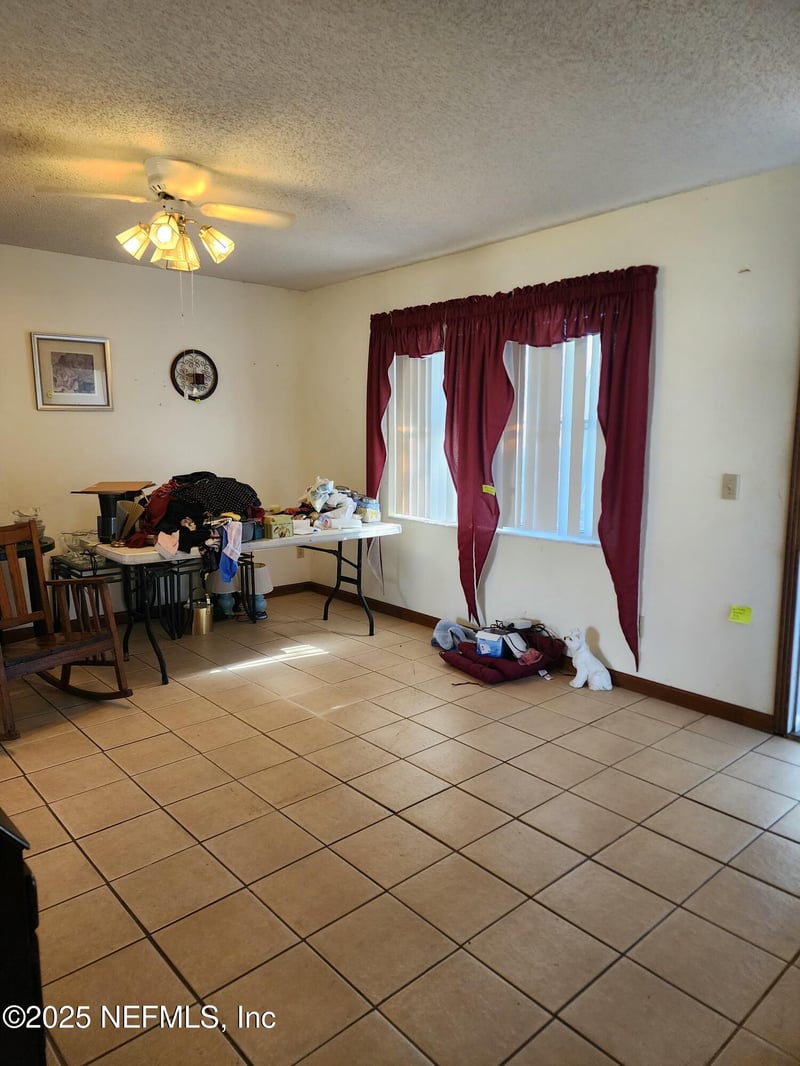 1562 Ibis Dr, Orange Park, FL 32065