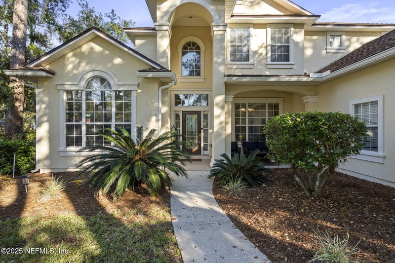 400 Kentucky Branch Ln, Jacksonville, FL 32259