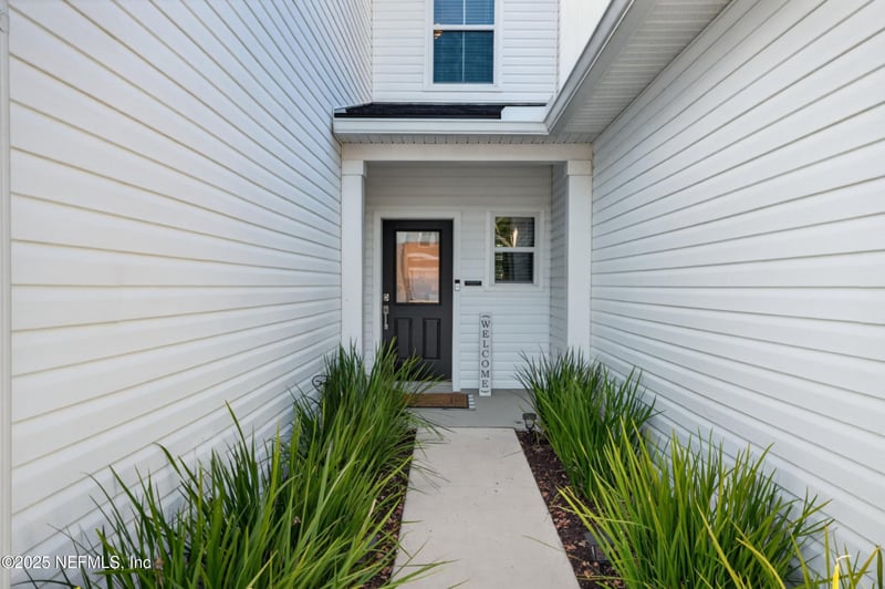 12025 Calvesta St, Jacksonville, FL 32256