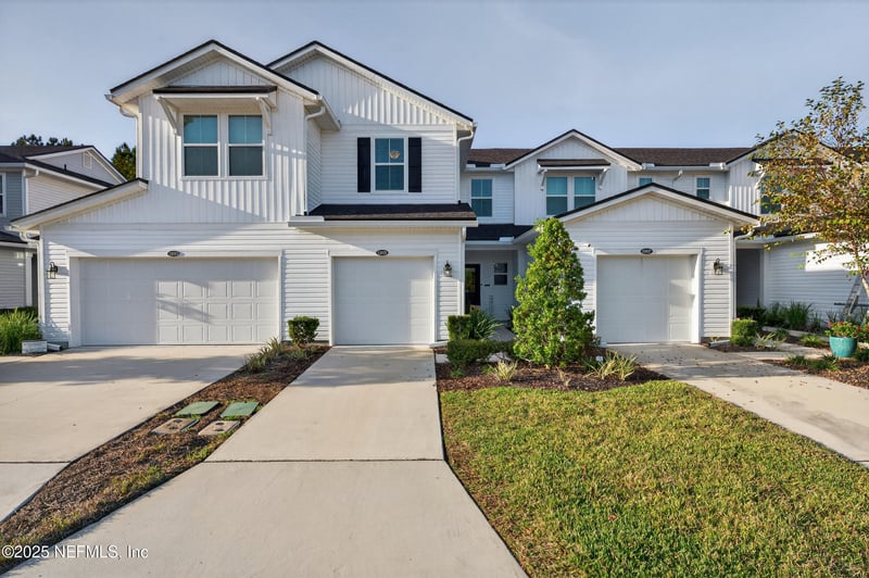 12025 Calvesta St, Jacksonville, FL 32256