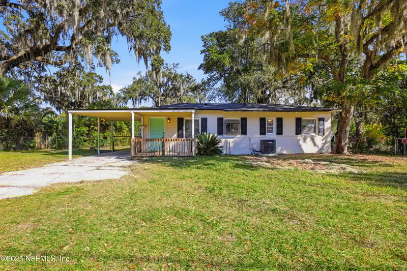 2875 Peach Dr, Jacksonville, FL 32246