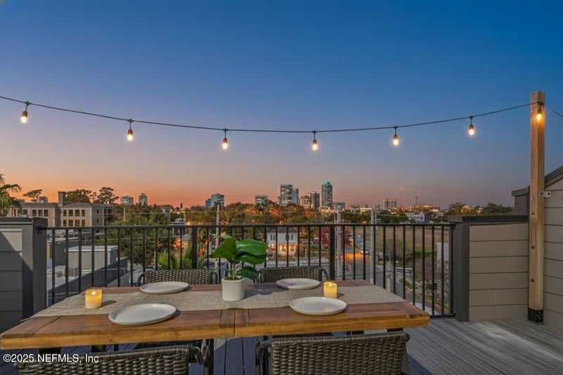 1625 Bridgeton Dr, Jacksonville, FL 32207