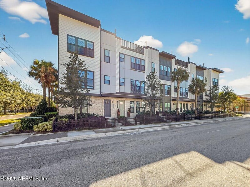 1625 Bridgeton Dr, Jacksonville, FL 32207