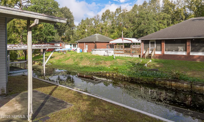 590 Palmetto Bluff Rd, Palatka, FL 32177