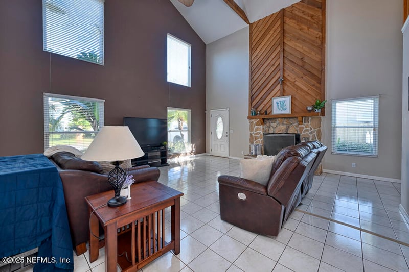 1216 21st St, Jacksonville Beach, FL 32250