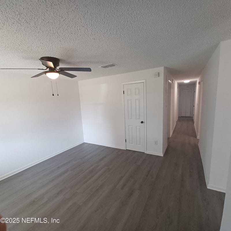 5979 Martin Luther King Dr, Jacksonville, FL 32219