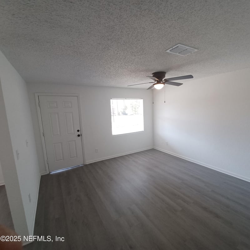 5979 Martin Luther King Dr, Jacksonville, FL 32219