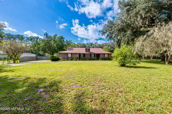 3993 Country Meadows Dr, Middleburg, FL 32068