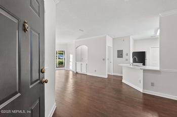 10000 Gate Pw #417, Jacksonville, FL 32246