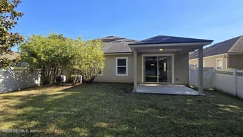 137 Tollerton Ave, St Johns, FL 32259